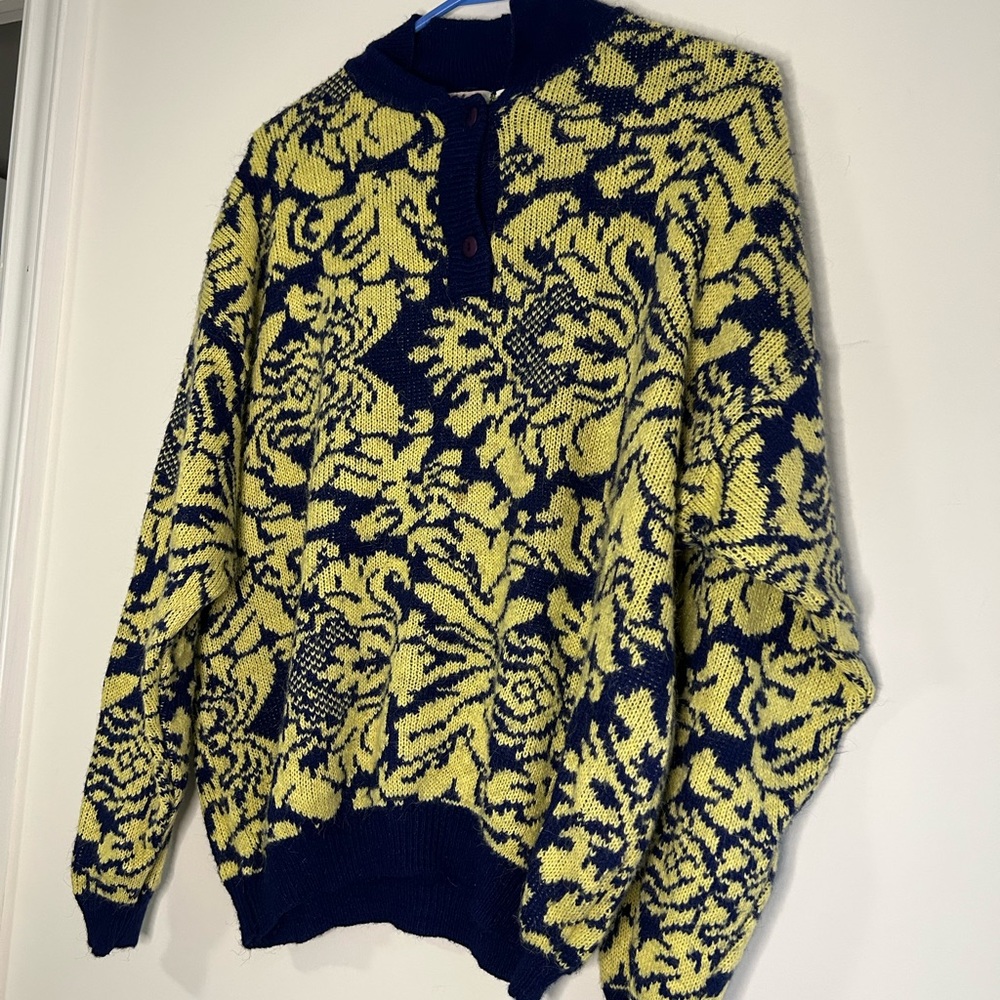 VINTAGE knit sweater